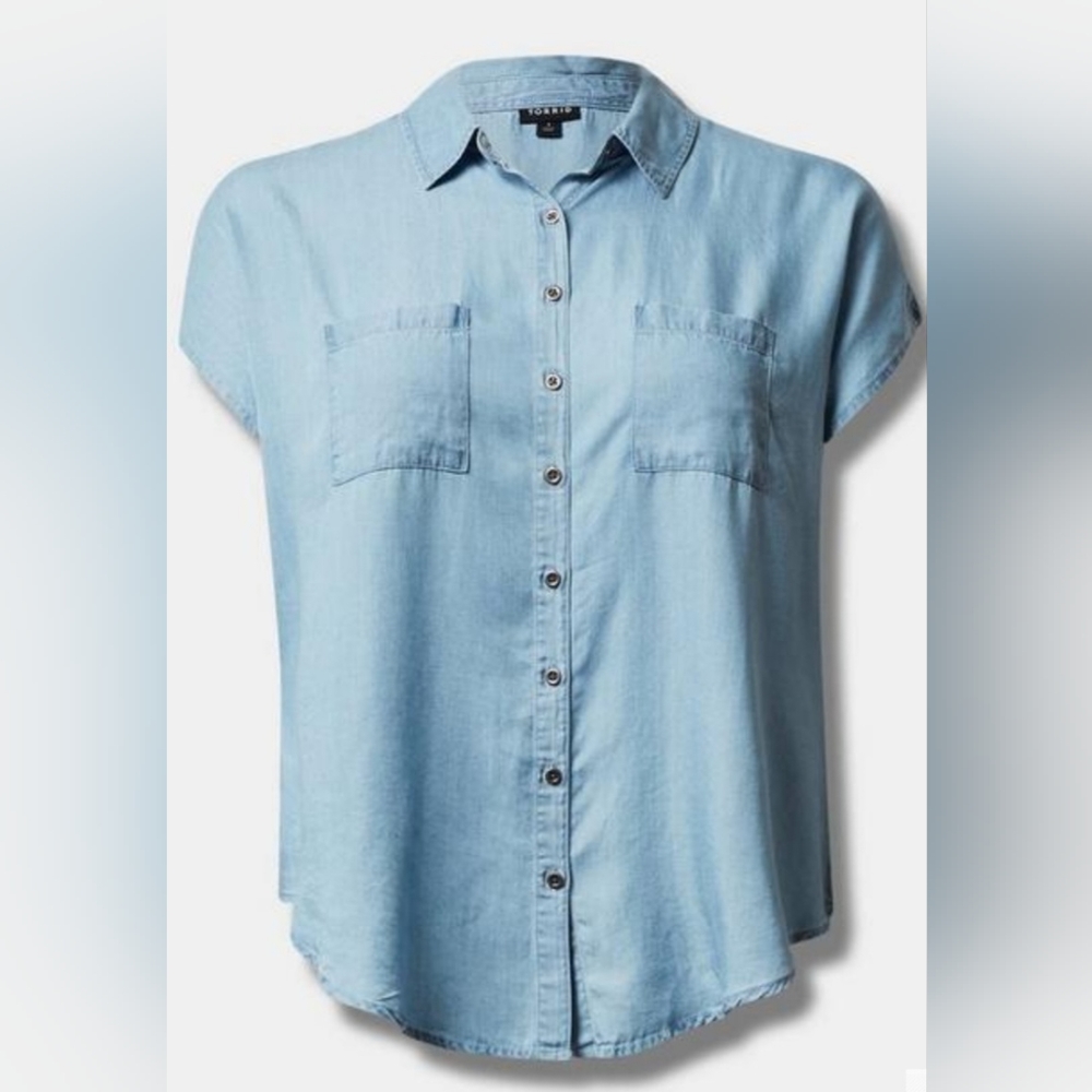 Torrid- Chambray Dollman Shirt